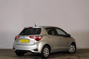 Хетчбэк Toyota Vitz 2019 года, 1269000 рублей, Тюмень