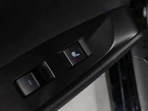 Седан Toyota Camry 2021 года, 3549000 рублей, Тюмень