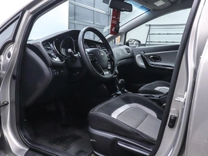 Универсал Kia Ceed 2013 года, 1049000 рублей, Красноярск