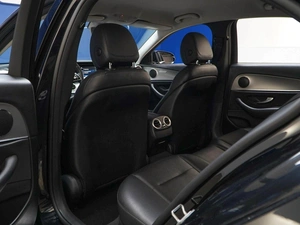 Седан Mercedes-benz E-класс 2019 года, 2899050 рублей, Москва