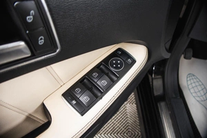 Седан Mercedes-benz E-класс 2014 года, 1999000 рублей, Пермь