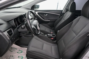 Хетчбэк Hyundai i30 2013 года, 849000 рублей, Красноярск