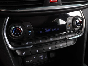 Внедорожник Hyundai Santa Fe 2019 года, 2949000 рублей, Воронеж