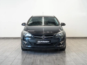 Седан Opel Astra 2013 года, 929000 рублей, Саратов