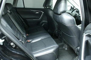 Внедорожник Toyota RAV4 2020 года, 3335000 рублей, Красноярск