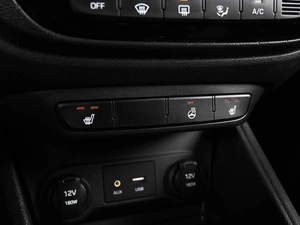 Седан Hyundai Solaris 2017 года, 1649000 рублей, Аксай