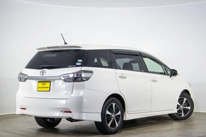 Минивэн Toyota Wish 2015 года, 1799000 рублей, Оренбург