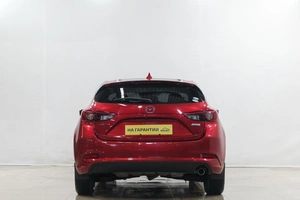 Хетчбэк Mazda Axela 2017 года, 1549000 рублей, Новокузнецк