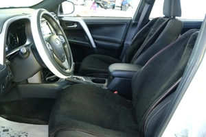 Внедорожник Toyota RAV4 2018 года, 2949000 рублей, Омск