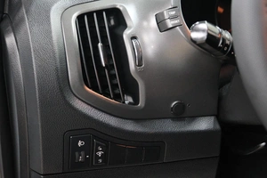 Внедорожник Kia Sportage 2011 года, 1429000 рублей, Омск