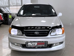 Минивэн Toyota Ipsum 2000 года, 597000 рублей, Солонцы
