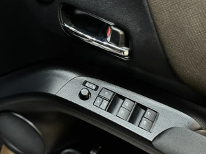 Минивэн Toyota Sienta 2020 года, 1657000 рублей, Красноярск