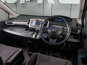 Минивэн Honda Freed 2010 года, 1260000 рублей, Тюмень