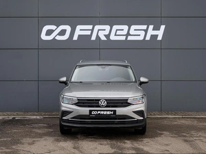 Внедорожник Volkswagen Tiguan 2021 года, 3300000 рублей, Краснодар