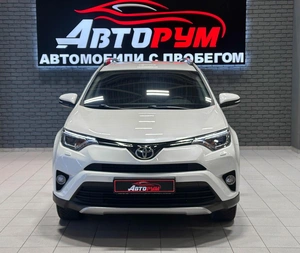 Внедорожник Toyota RAV4 2017 года, 2470000 рублей, Красноярск