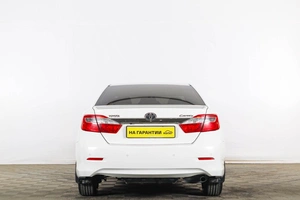 Седан Toyota Camry 2013 года, 1479000 рублей, Тюмень