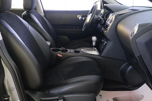 Внедорожник Nissan Qashqai 2011 года, 1049000 рублей, Омск