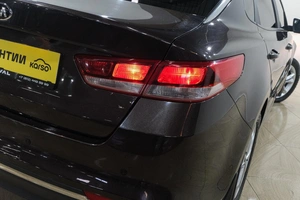 Седан Kia Optima 2016 года, 1599000 рублей, Новокузнецк