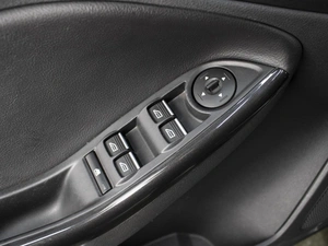 Седан Ford Focus 2017 года, 1070000 рублей, Омск