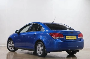 Седан Chevrolet Cruze 2011 года, 649000 рублей, Новокузнецк