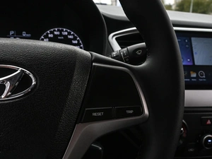Седан Hyundai Solaris 2018 года, 1099000 рублей, Волгоград