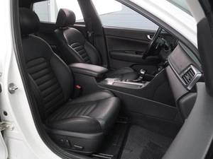 Седан Kia Optima 2017 года, 2199000 рублей, Воронеж