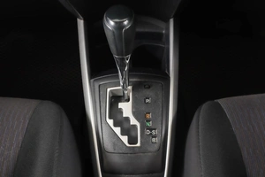 Универсал Toyota Corolla Fielder 2014 года, 1079000 рублей, Пермь