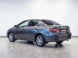 Седан Toyota Corolla 2010 года, 799000 рублей, Саратов