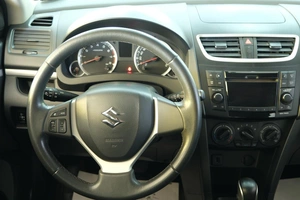 Хетчбэк Suzuki Swift 2012 года, 849000 рублей, Омск
