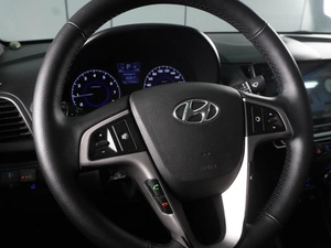 Седан Hyundai Solaris 2014 года, 998000 рублей, Минеральные Воды