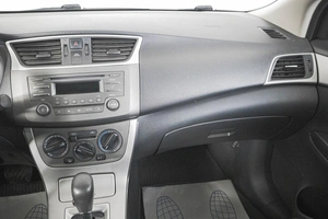 Седан Nissan Sentra 2015 года, 1029000 рублей, Кемерово