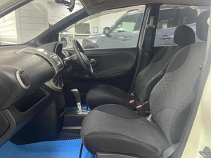 Хетчбэк Nissan Note 2011 года, 700000 рублей, Ачинск