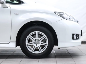 Минивэн Toyota Wish 2014 года, 1330000 рублей, Красноярск