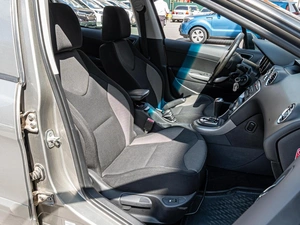 Хетчбэк Peugeot 308 2010 года, 570000 рублей, Краснодар