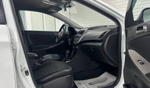 Седан Hyundai Solaris 2014 года, 600000 рублей, Ачинск