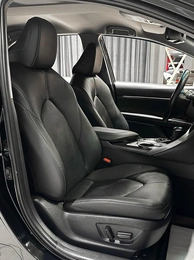 Седан Toyota Camry 2021 года, 2707000 рублей, Красноярск