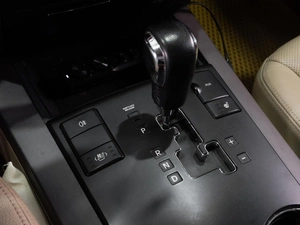 Внедорожник Kia Mohave 2012 года, 2110000 рублей, Тюмень