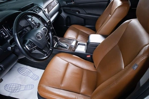 Седан Toyota Camry 2016 года, 2699000 рублей, Сургут