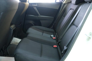 Седан Mazda 3 2011 года, 969000 рублей, Омск
