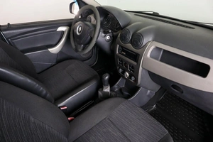 Седан Renault Logan 2011 года, 479000 рублей, Пермь