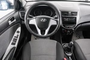 Седан Hyundai Solaris 2011 года, 699000 рублей, Красноярск