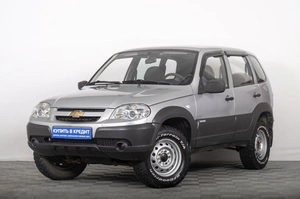 Внедорожник Chevrolet Niva 2011 года, 499000 рублей, Томск