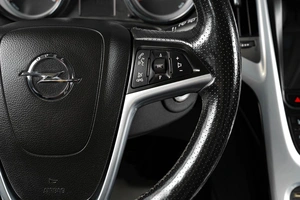 Хетчбэк Opel Astra GTC 2013 года, 1259000 рублей, Тюмень