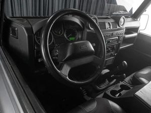 Внедорожник Land Rover Defender 2013 года, 3139000 рублей, Тюмень