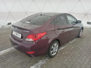 Седан Hyundai Solaris 2012 года, 640000 рублей, Клинцы