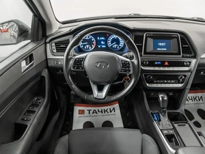 Седан Hyundai Sonata 2018 года, 1425000 рублей, Красноярск