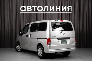 Минивэн Nissan NV200 2018 года, 1660000 рублей, Красноярск