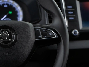 Внедорожник Skoda Karoq 2020 года, 2413444 рублей, Москва