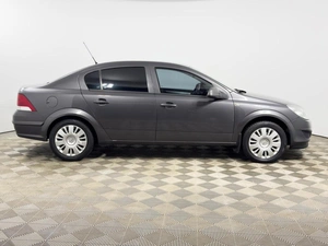 Седан Opel Astra 2012 года, 436100 рублей, Казань