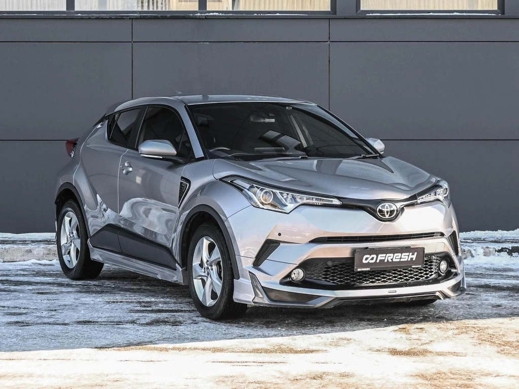 Внедорожник Toyota C-HR 2018 года, 2049000 рублей, Кирилловка